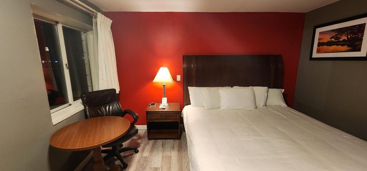 Nashoba Valley Inn & Suites Ayer Kültér fotó