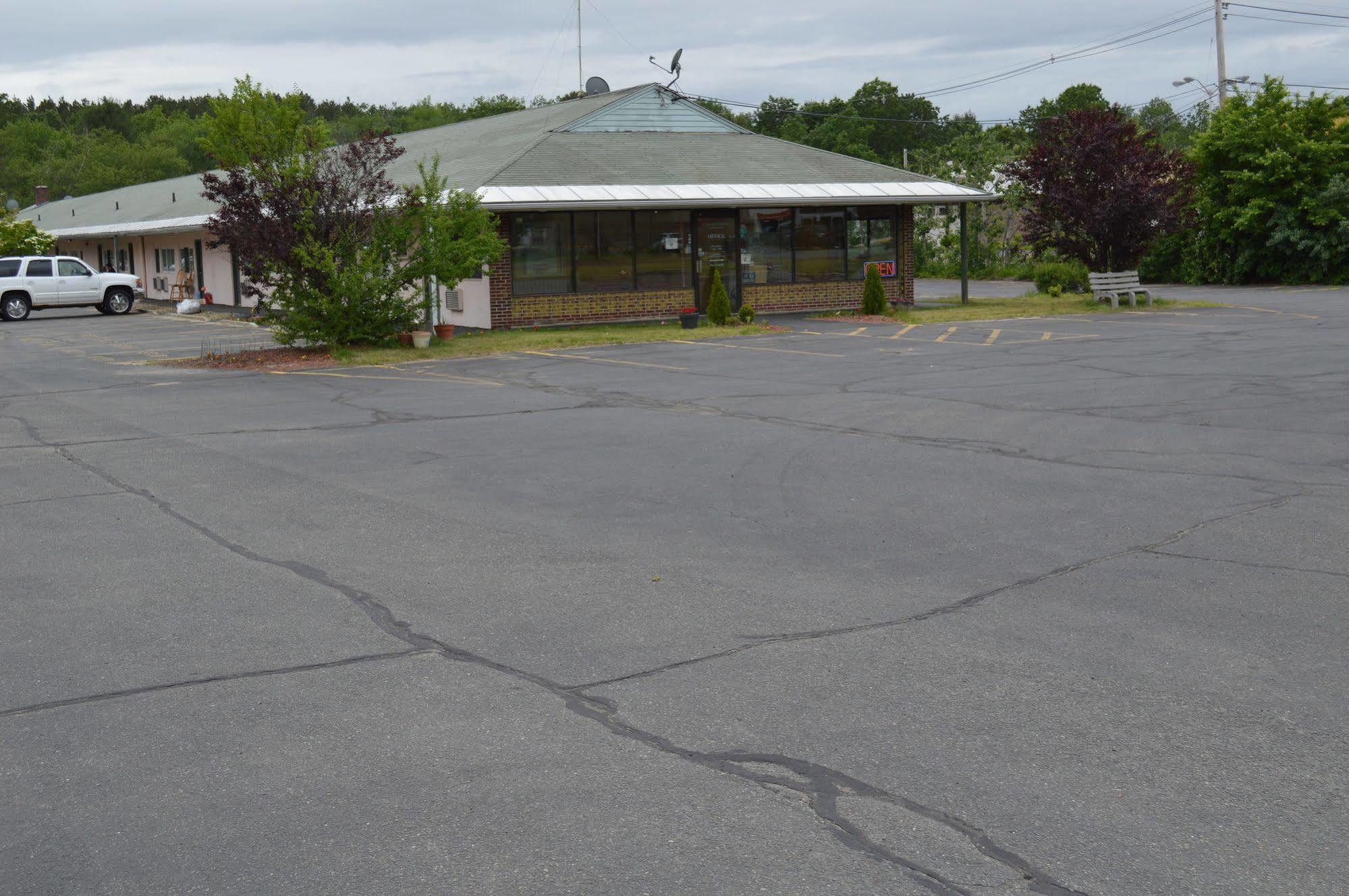 Nashoba Valley Inn & Suites Ayer Kültér fotó
