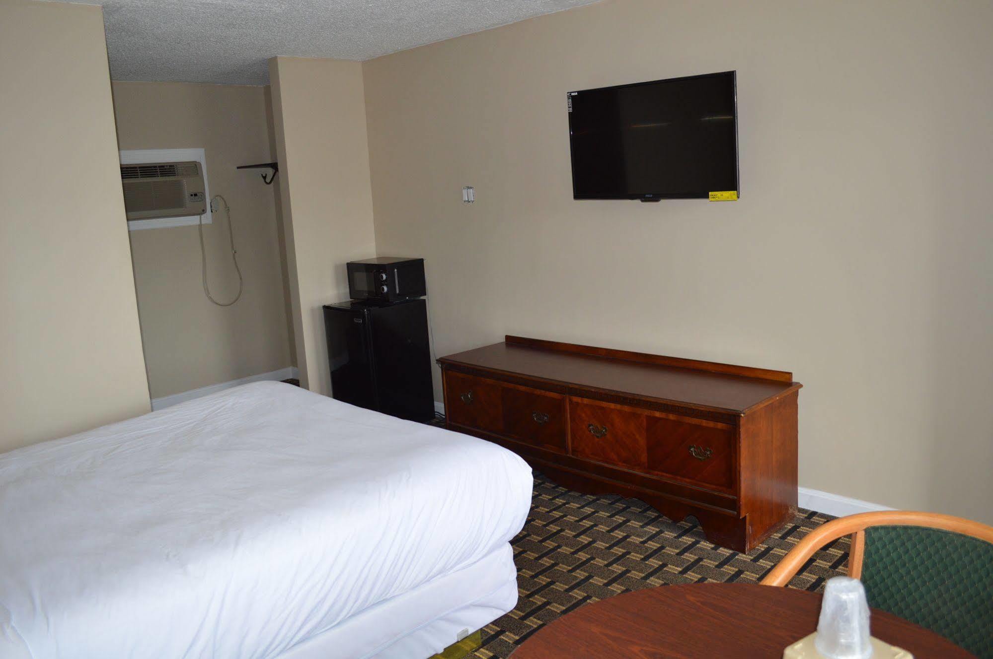 Nashoba Valley Inn & Suites Ayer Kültér fotó